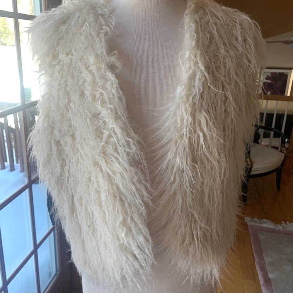 Faux Fur curly lamb vest